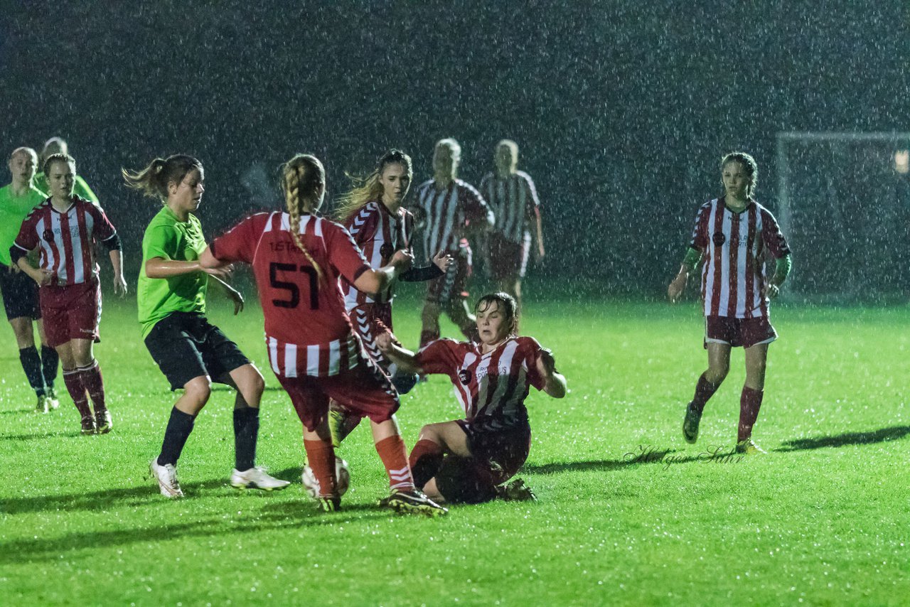 Bild 118 - B-Juniorinnen TuS Tensfeld - MTSV Olympia Neumnster : Ergebnis: 4:1